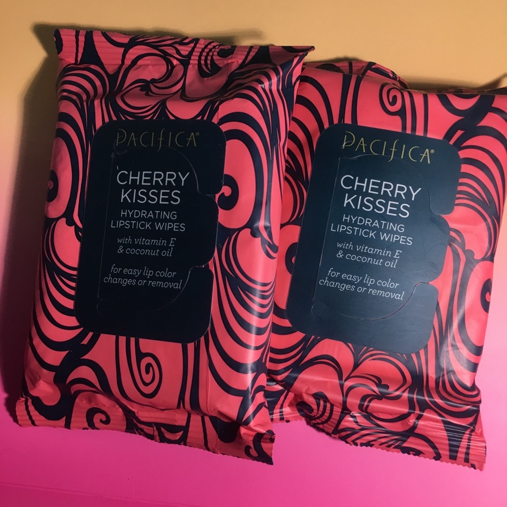 5 for 25 Pacifica Hydrating Lipstick Wipes 👄 💋